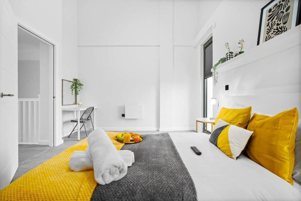 Stylish 2 Bedroom Apartment Close To Everything Бірмінгем Екстер'єр фото