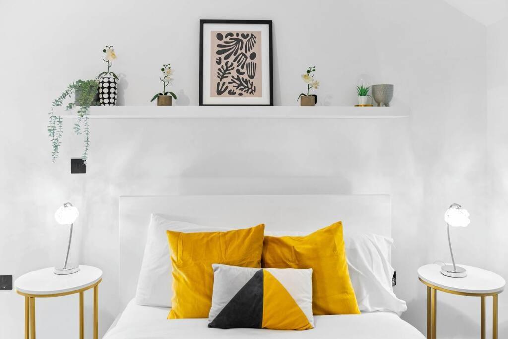 Stylish 2 Bedroom Apartment Close To Everything Бірмінгем Екстер'єр фото