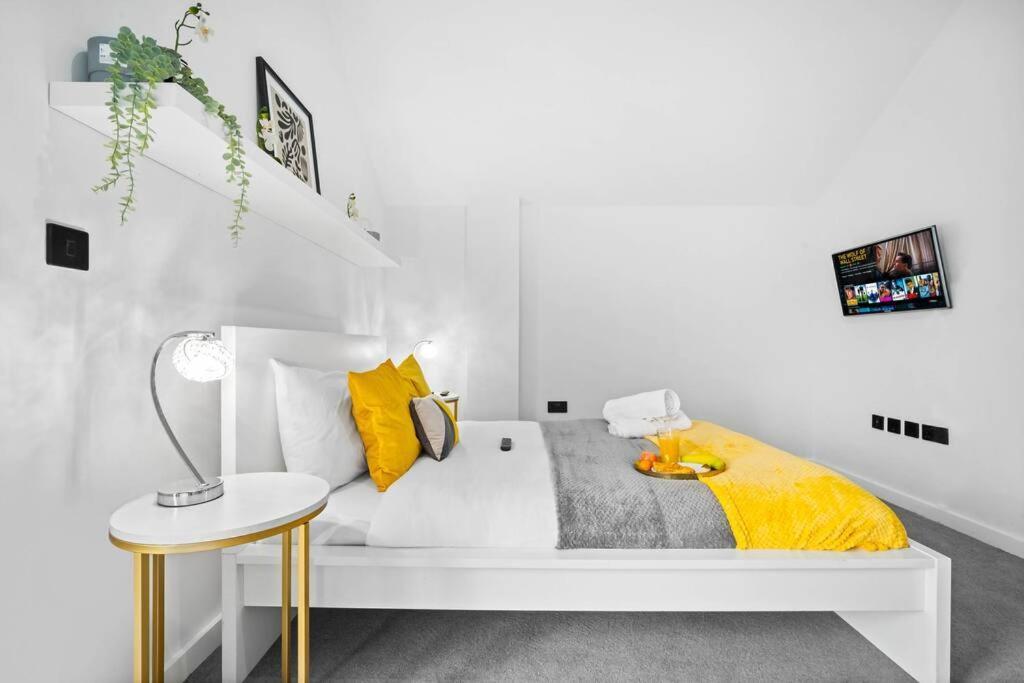 Stylish 2 Bedroom Apartment Close To Everything Бірмінгем Екстер'єр фото
